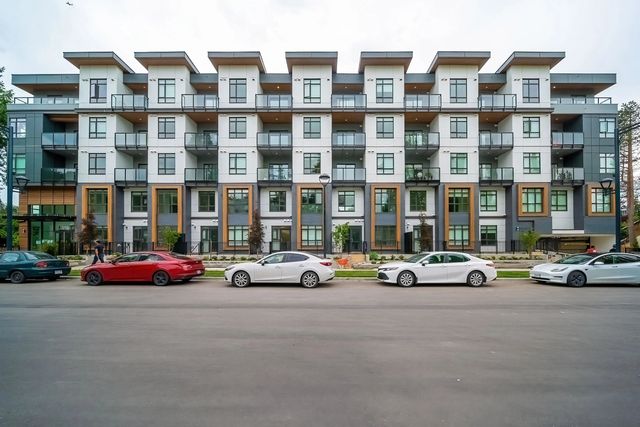 13968 Laurel Drive 520, Surrey