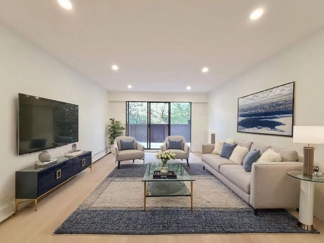 6560 Buswell Street 107, Richmond