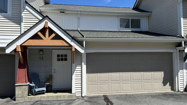 1821 Willow Crescent 13, Squamish