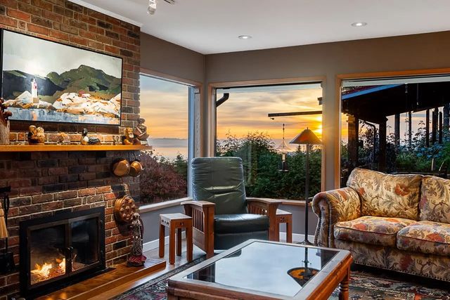 2215 Chairlift Road, West Vancouver