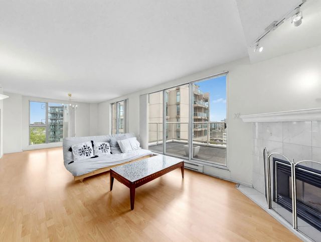 8246 Lansdowne Road 1302, Richmond