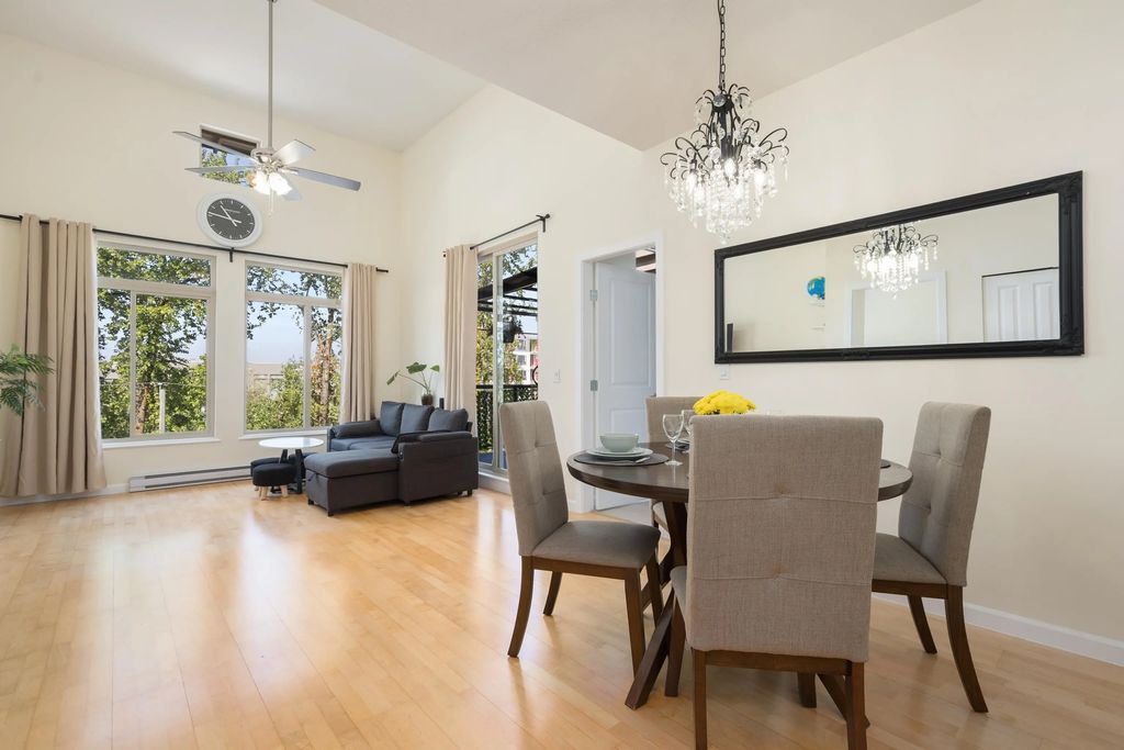 10180 153 Street 418, Surrey
