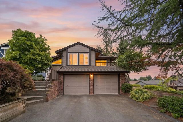 17 Campion Court, Port Moody