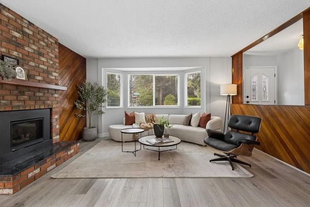 2657 Burnside Place, Coquitlam