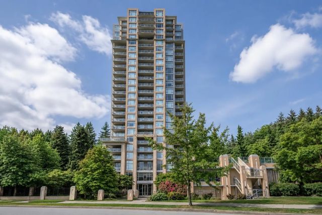 280 Ross Drive 301, New Westminster