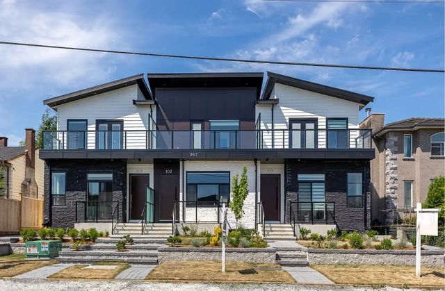 957 Edgar Avenue 102, Coquitlam