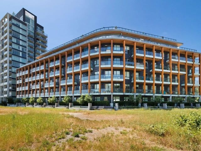 3588 Sawmill Crescent 310, Vancouver