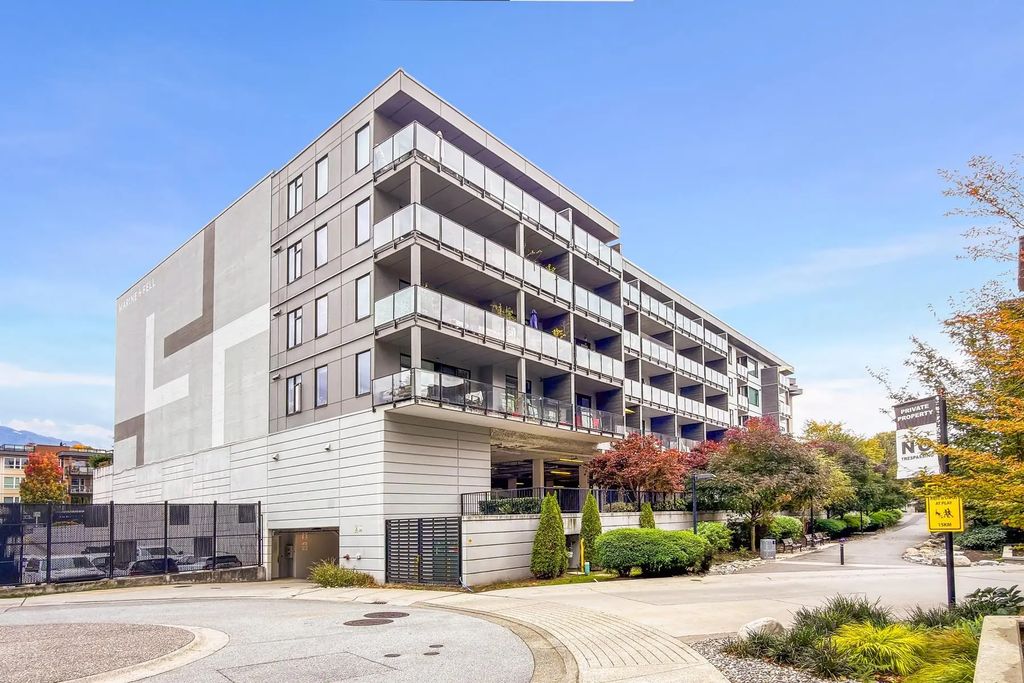 725 Marine Drive 209, North Vancouver