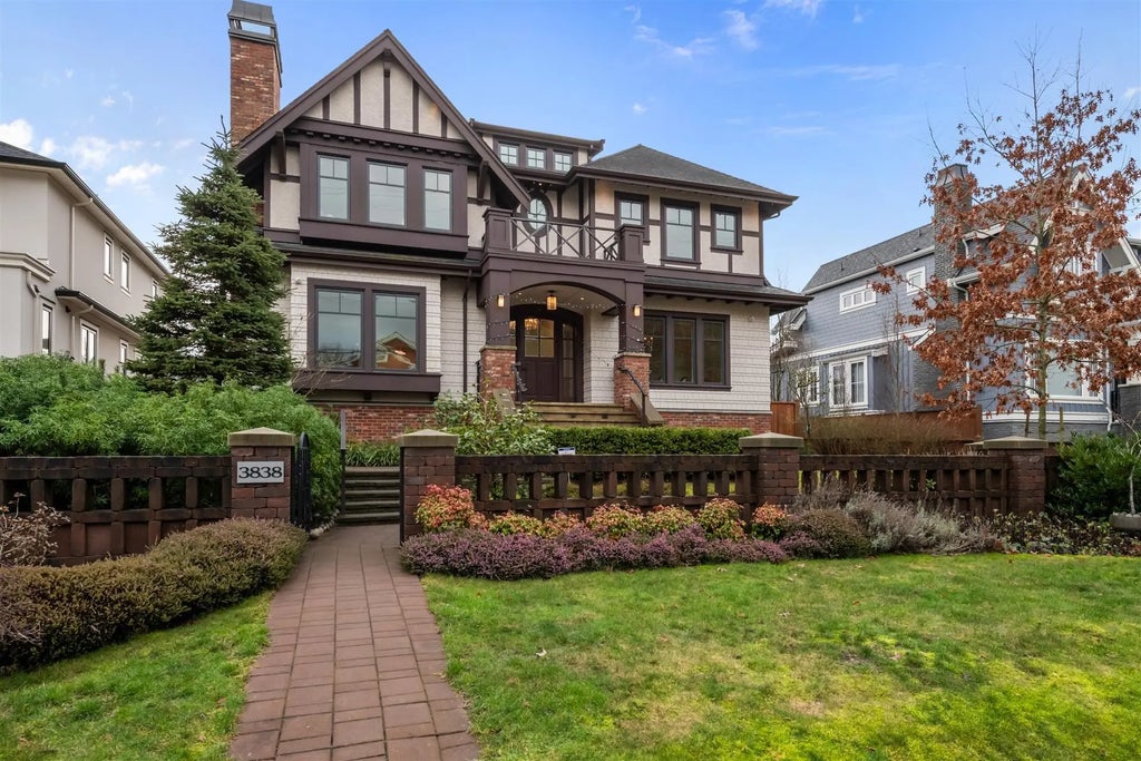 3838 W 50th Avenue, Vancouver