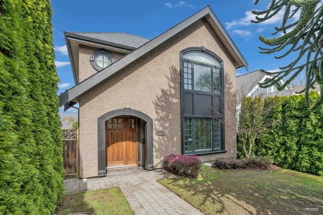 4009 W 11th Avenue, Vancouver
