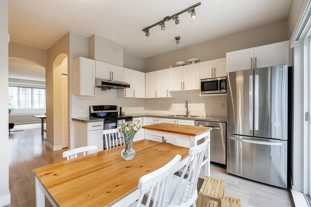 8533 Cumberland Place 26, Burnaby