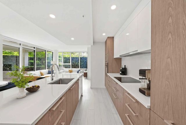 285 E 10th Avenue 310, Vancouver
