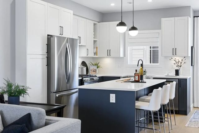 7716 207 Street 42, Langley
