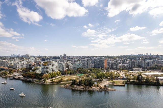 8 Smithe Mews 2501, Vancouver