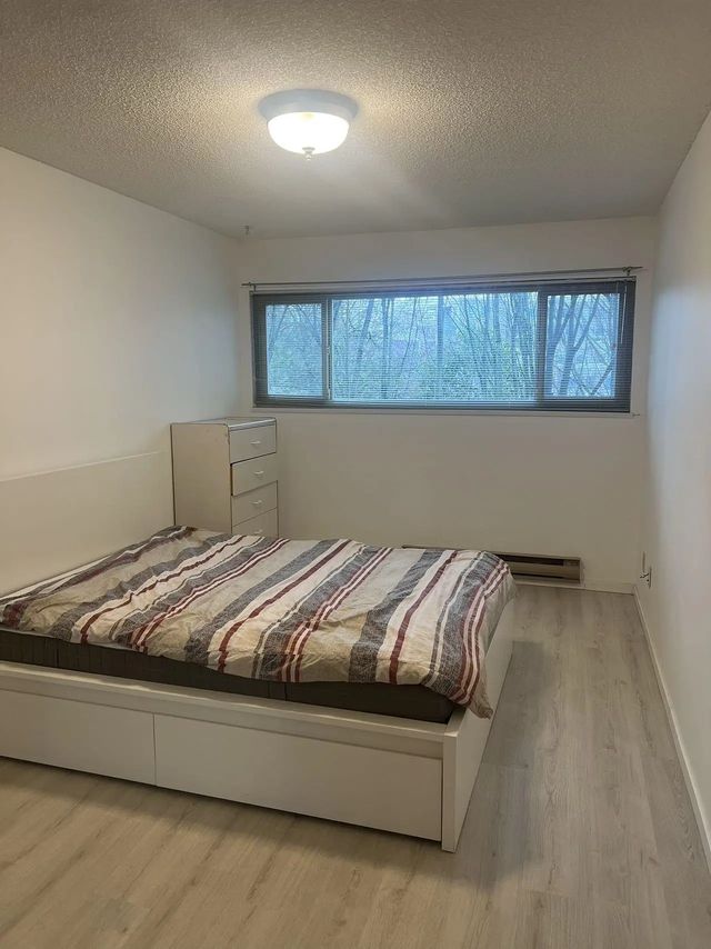 8291 Park Road, Richmond