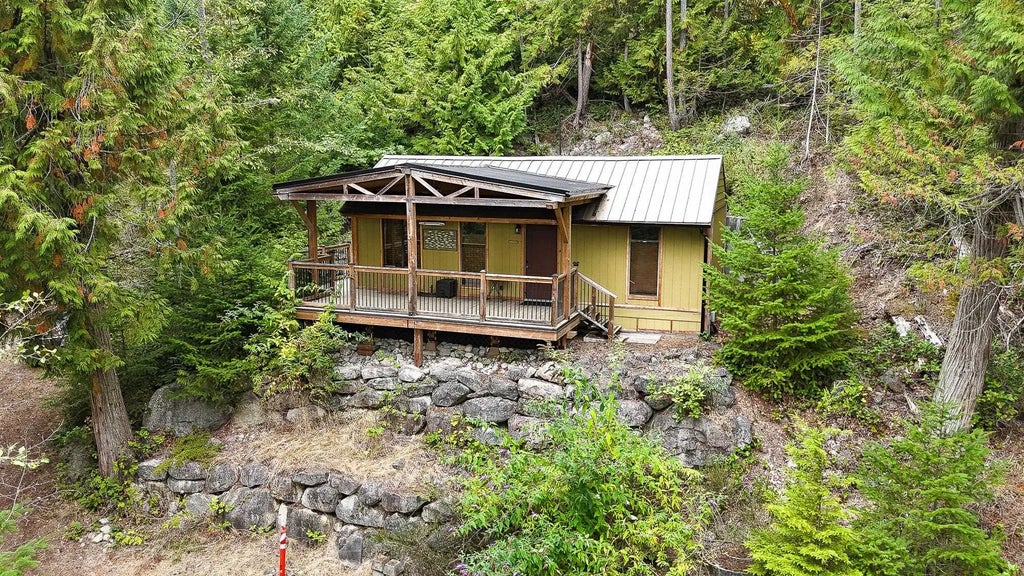 4825 Sinclair Bay Road, Pender Harbour
