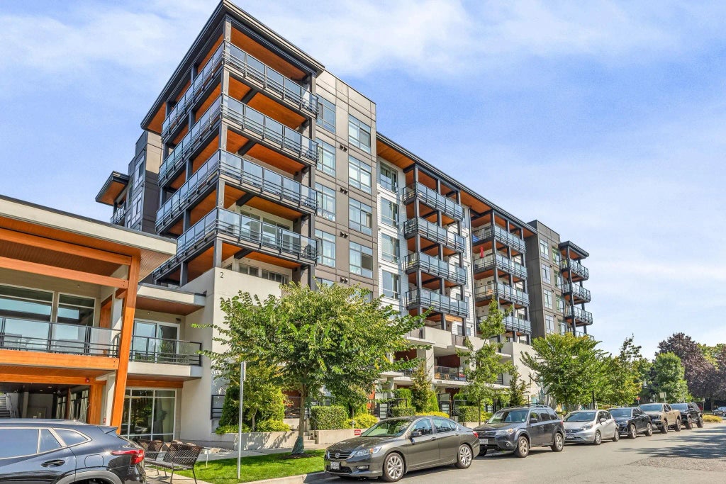 128 E 8th Street 404, North Vancouver