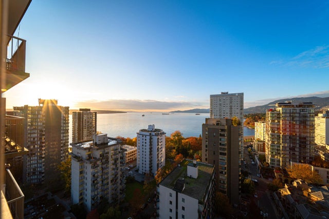 1251 Cardero Street 2004, Vancouver