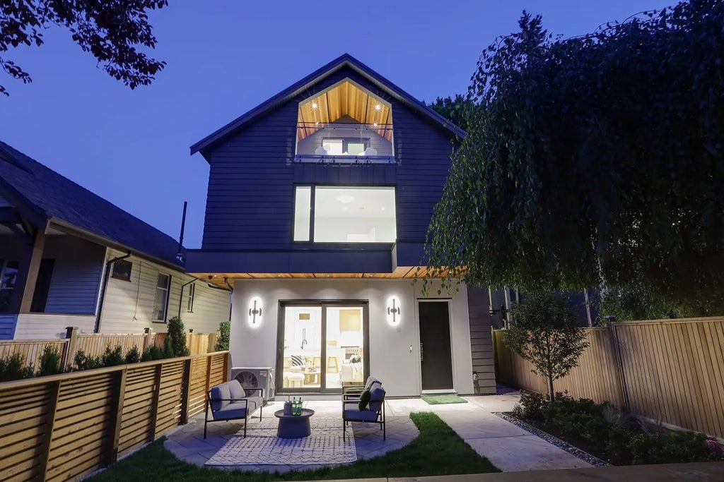 944 E 13 Avenue 1, Vancouver