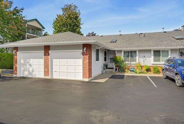 5365 205 Street 11, Langley
