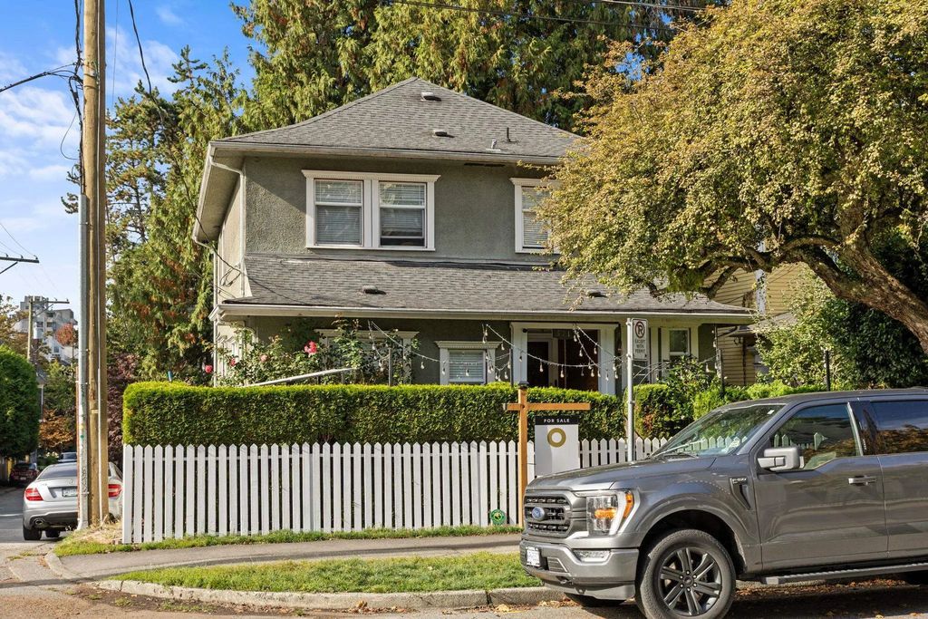 971 Nicola Street, Vancouver