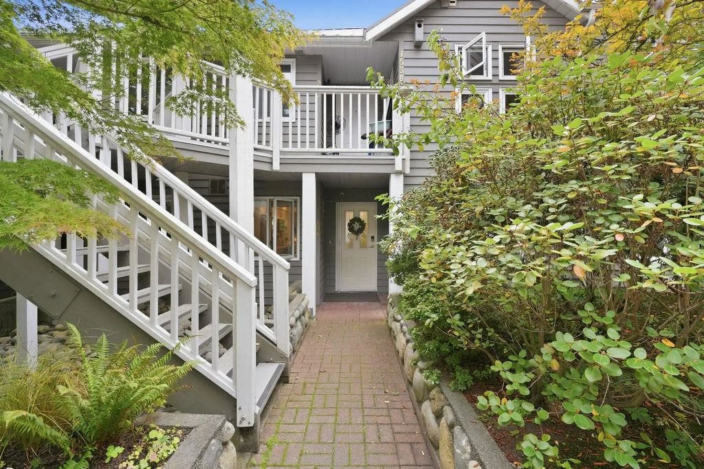 1538 Bowser Avenue 102, North Vancouver