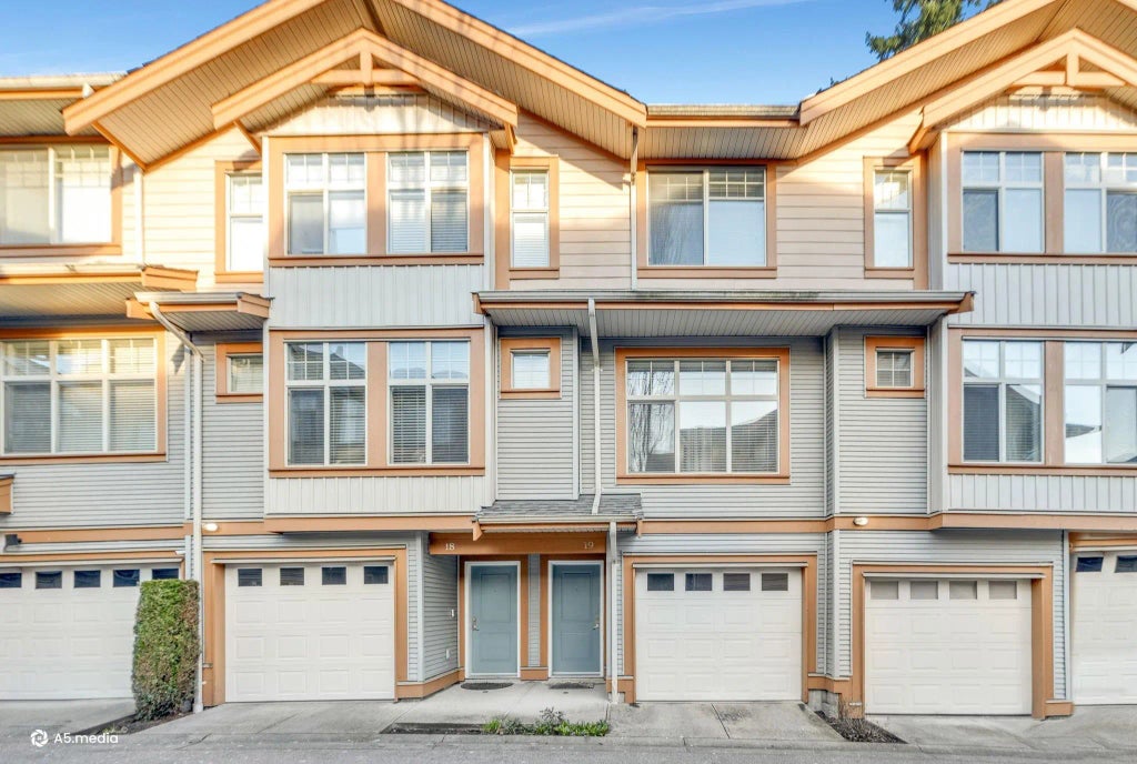 12036 66 Avenue 19, Surrey