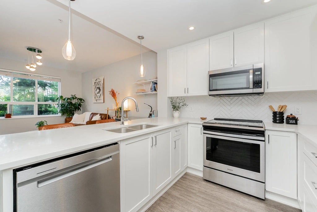 2180 Kelly Avenue 3223, Port Coquitlam