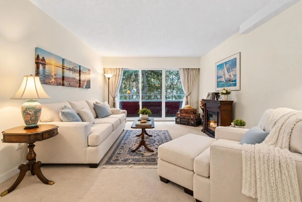 250 W 1st Street 206, North Vancouver