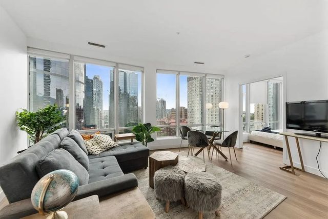 989 Nelson Street 1204, Vancouver