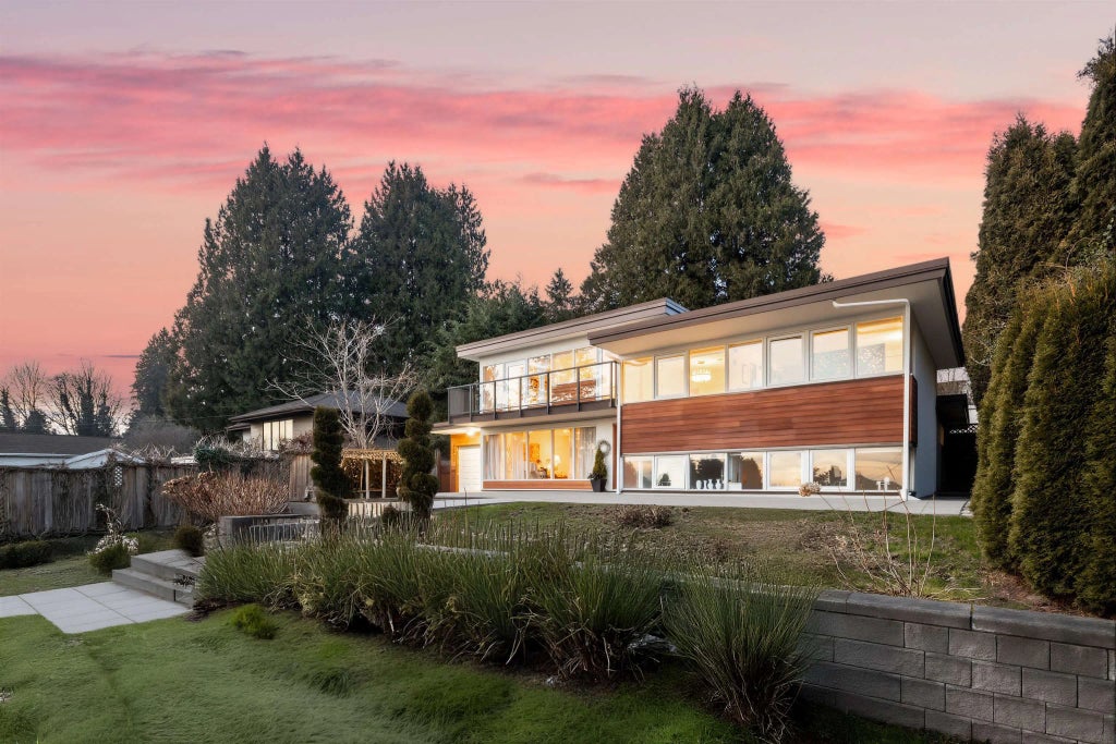 1555 Lawson Avenue, West Vancouver