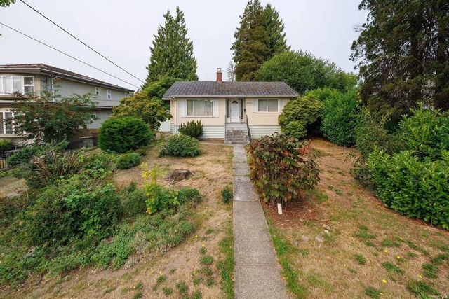 7289 Dow Avenue, Burnaby