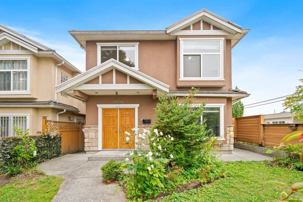 3806 Pine Street, Burnaby