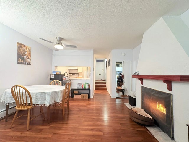 17714 60 Avenue 84, Surrey