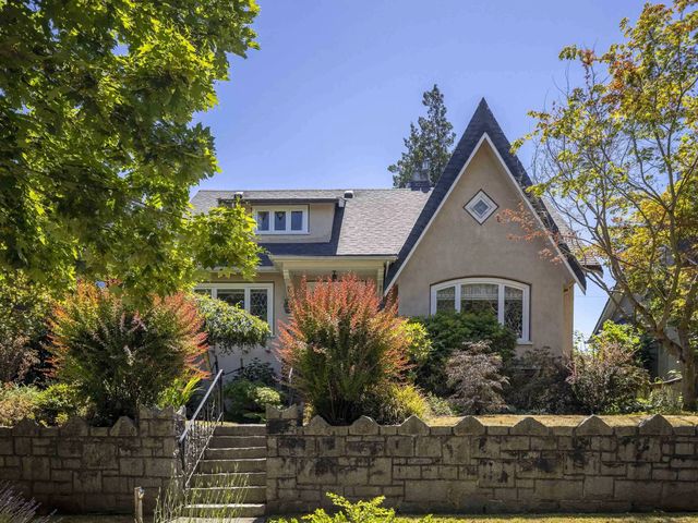 4234 W 9th Avenue, Vancouver