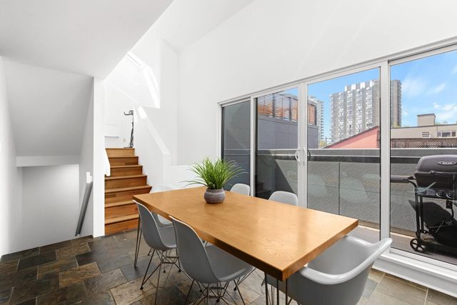 1934 Barclay Street 9, Vancouver