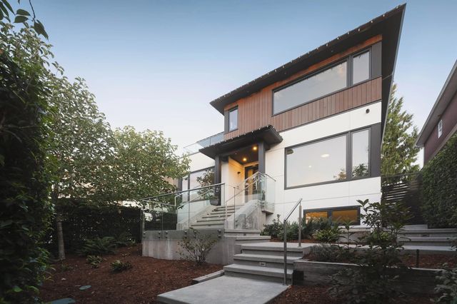 50 Dieppe Place, Vancouver