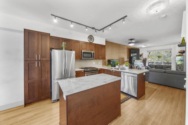 19478 65 Avenue 15, Surrey