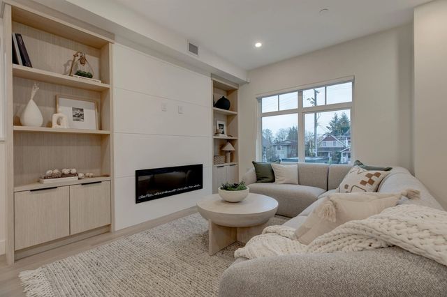 339 Keary Street 8, New Westminster