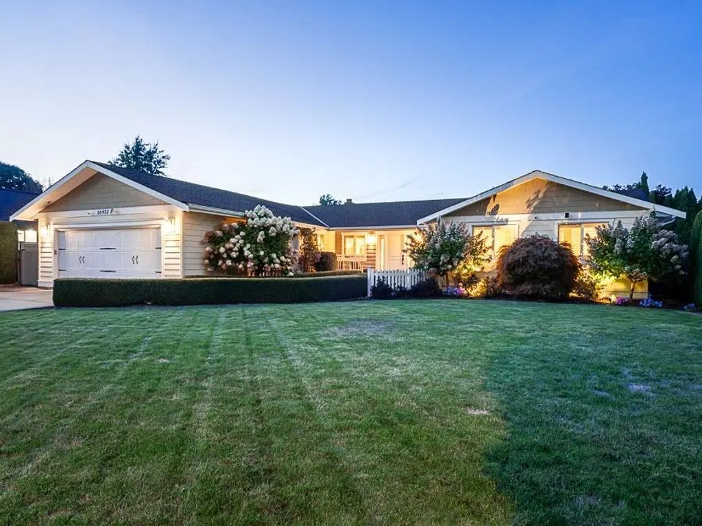 26973 33 Avenue, Langley