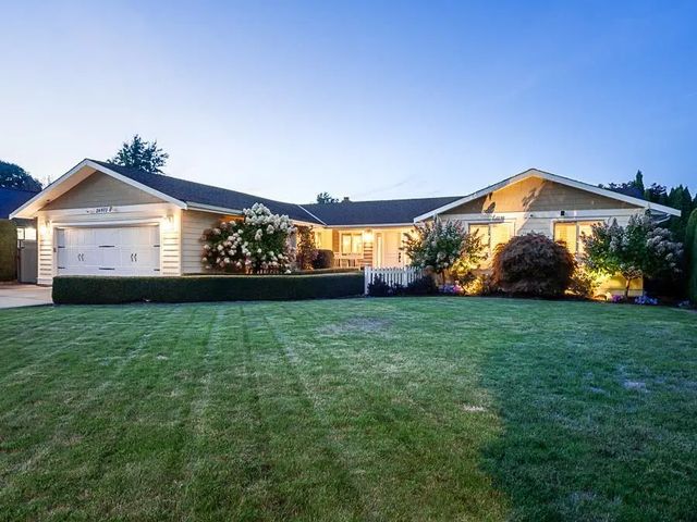 26973 33 Avenue, Langley