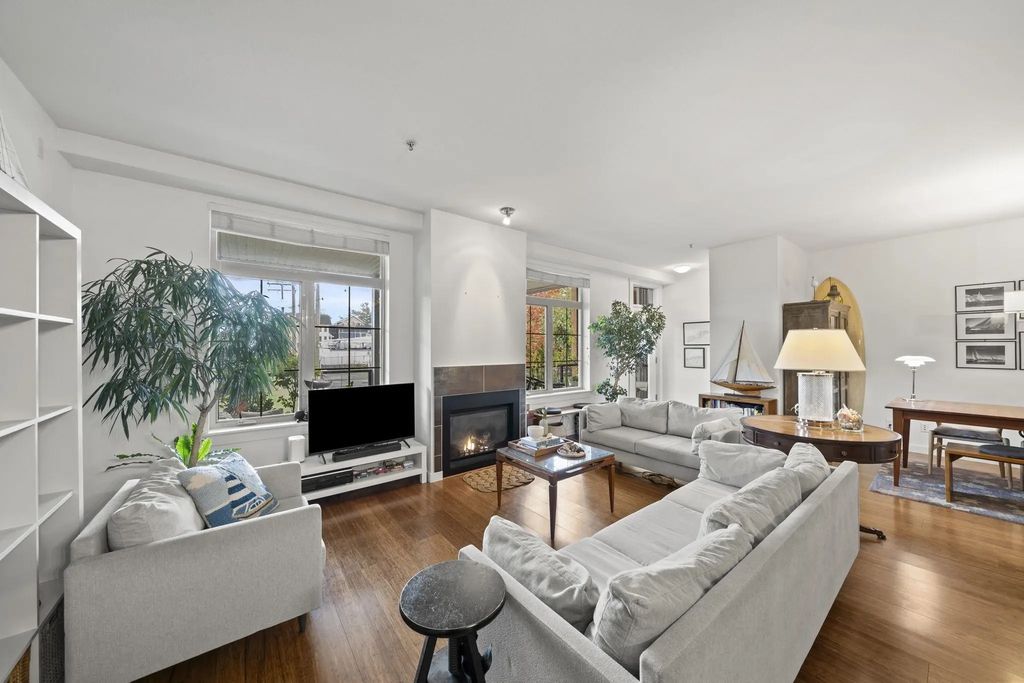 6233 London Road 7, Richmond