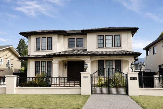 6871 Dunnedin Street, Burnaby