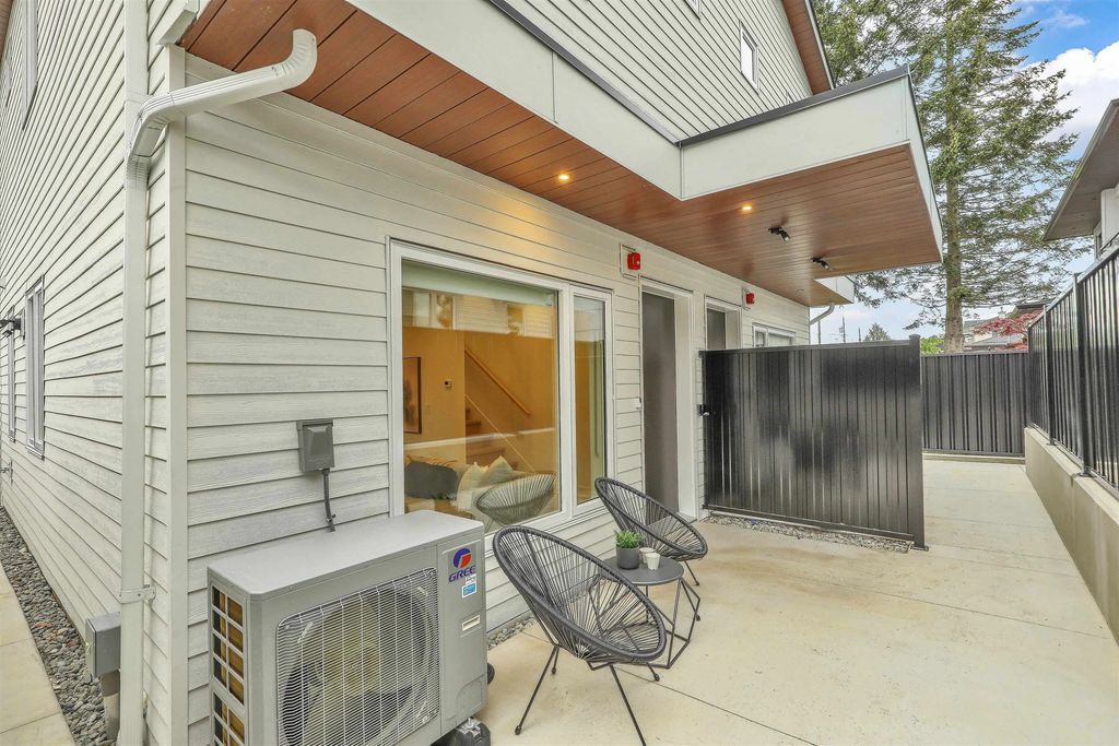 3183 Graveley Street 1, Vancouver