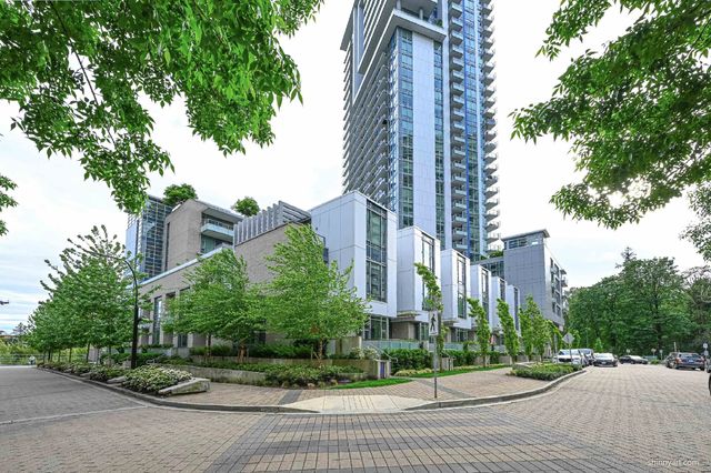 1500 Fern Street 606, North Vancouver