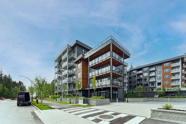 3594 Malsum Drive 209, North Vancouver