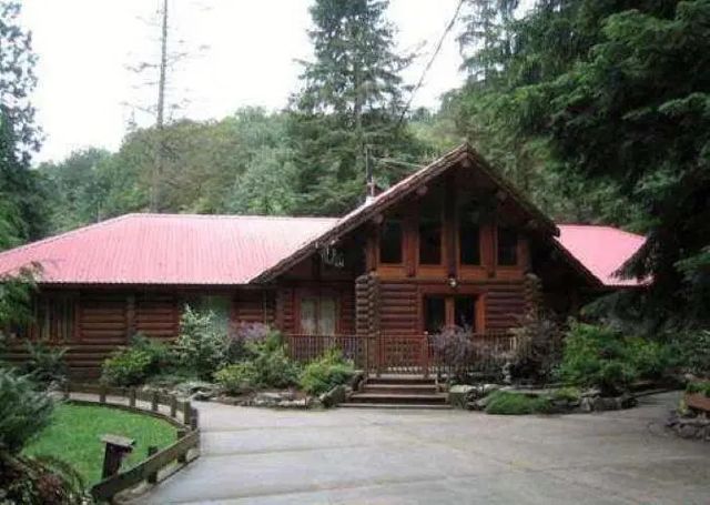 4831 Willet Road, Abbotsford