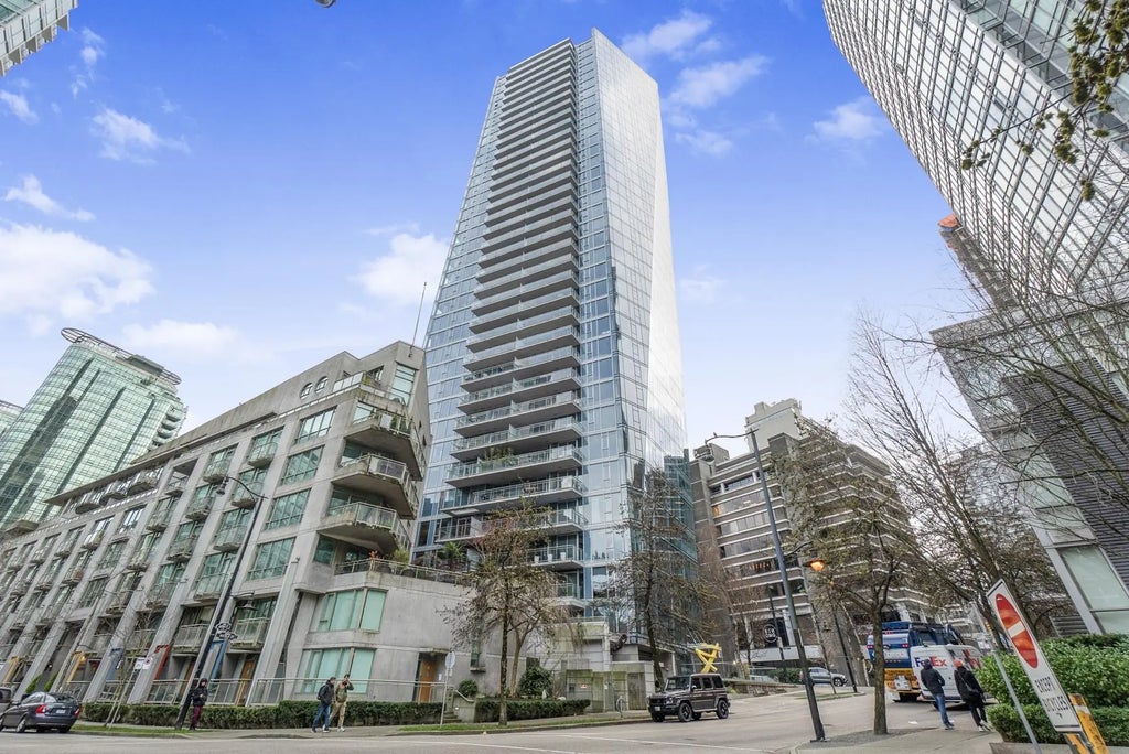 1499 W Pender Street 1201, Vancouver