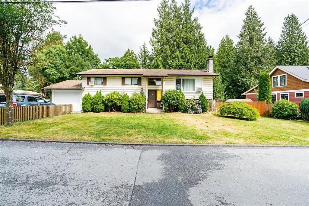 2224 Mouldstade Road, Abbotsford