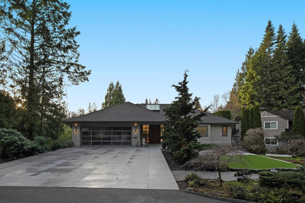 5361 Brookside Avenue, West Vancouver